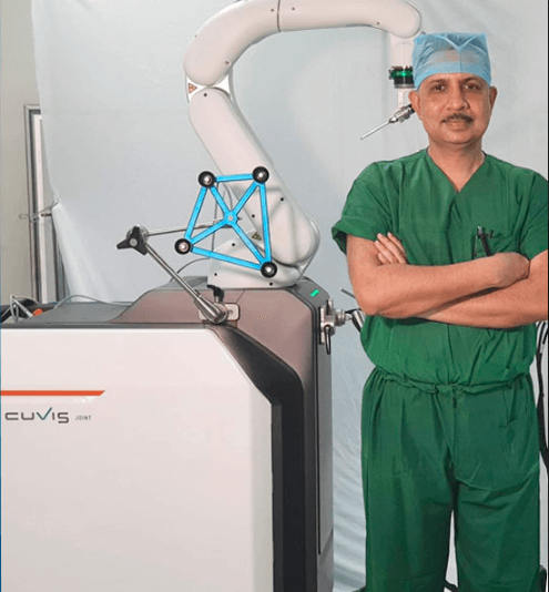 Robotic Versus Traditional Knee Surgery